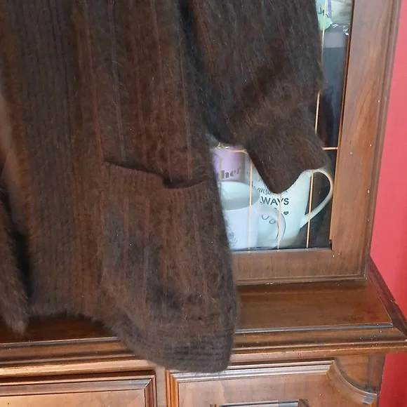 escio Angora Cardigan - Picture 2 of 9